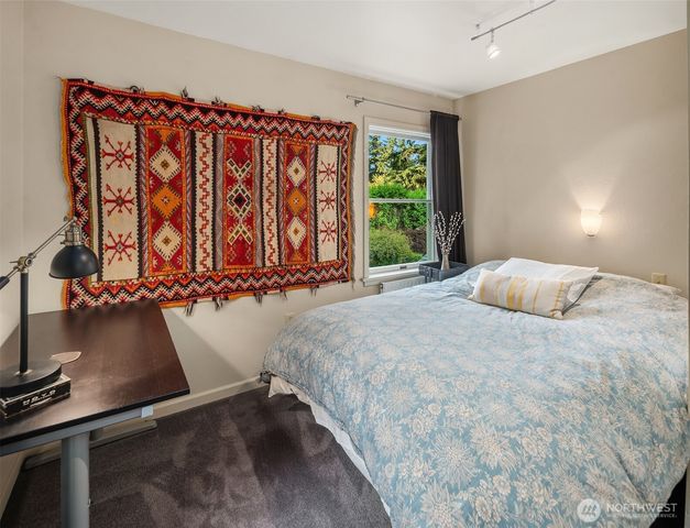 8416 SW 216th Street, Vashon, WA 98070