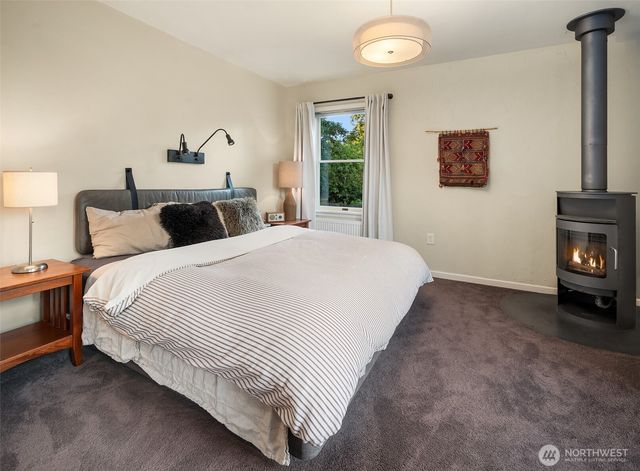 8416 SW 216th Street, Vashon, WA 98070