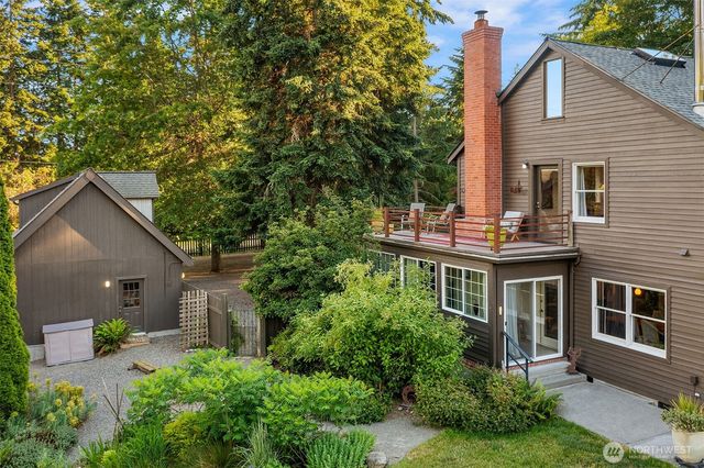 8416 SW 216th Street, Vashon, WA 98070