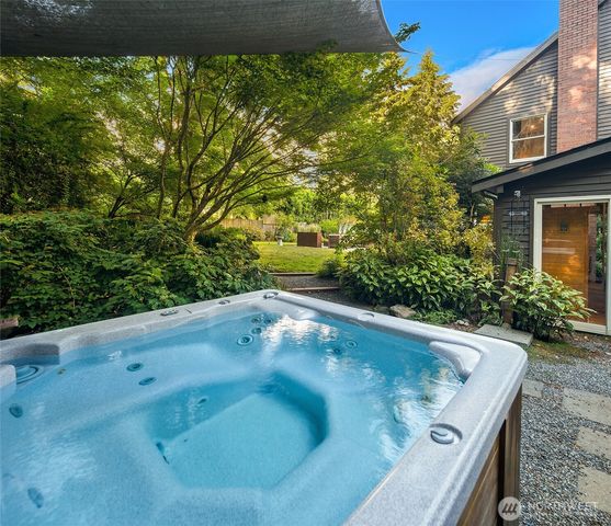 8416 SW 216th Street, Vashon, WA 98070
