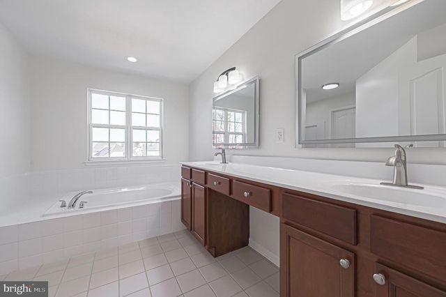 39 DARBY LN, Mays Landing, NJ 08330