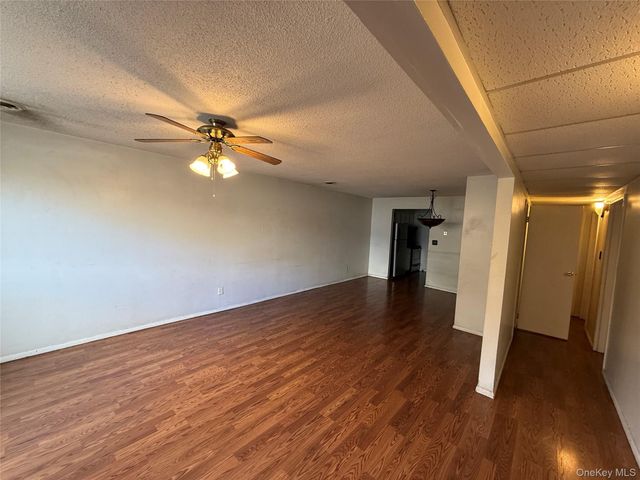 1201 McIntosh Place 12A, Newburgh, NY 12550