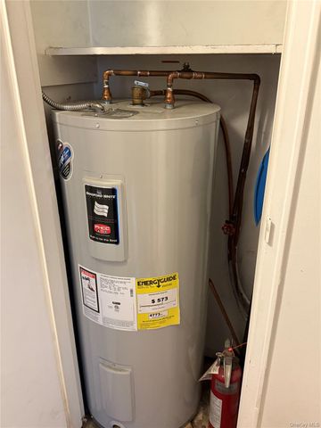 1201 McIntosh Place 12A, Newburgh, NY 12550