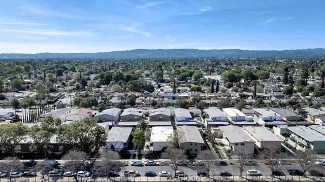 17926 Schoenborn St, Northridge, CA 91325