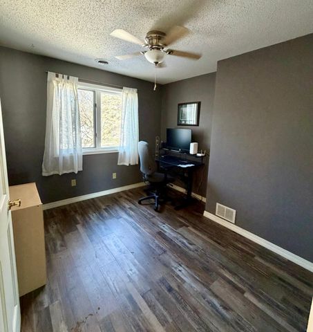 4401 Braddock Trail, Eagan, MN 55123