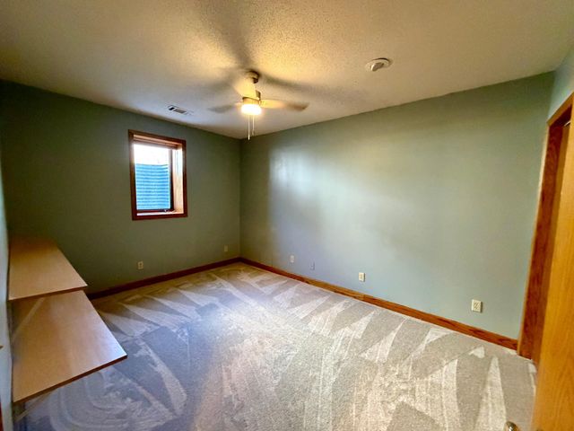 4401 Braddock Trail, Eagan, MN 55123