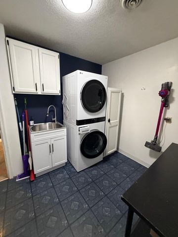 4401 Braddock Trail, Eagan, MN 55123