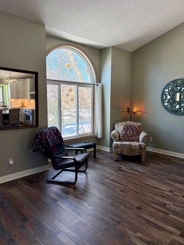 4401 Braddock Trail, Eagan, MN 55123