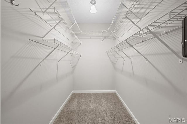 807 Briarwood Court, Lake St Louis, MO 63367