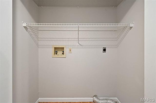 807 Briarwood Court, Lake St Louis, MO 63367