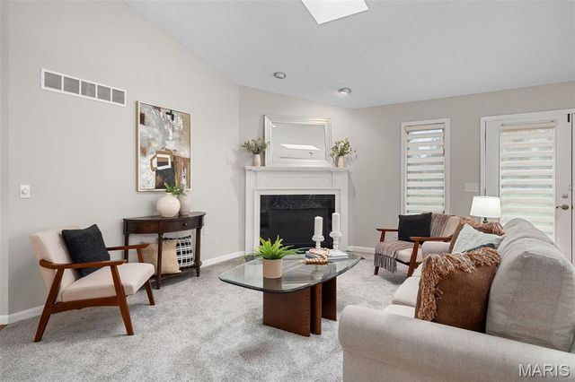 807 Briarwood Court, Lake St Louis, MO 63367