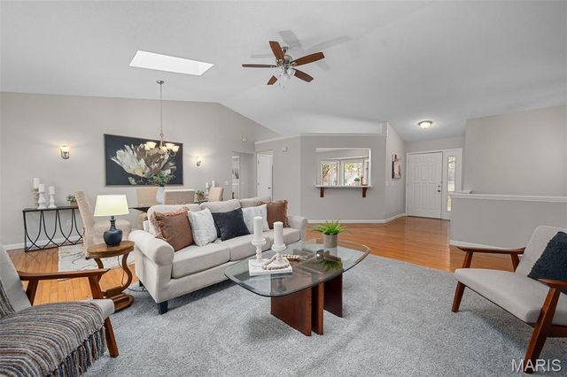 807 Briarwood Court, Lake St Louis, MO 63367