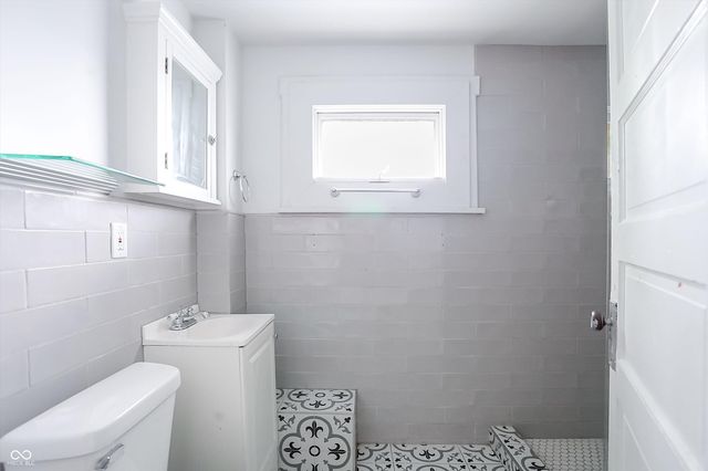 2012 Olive Street, Indianapolis, IN 46203