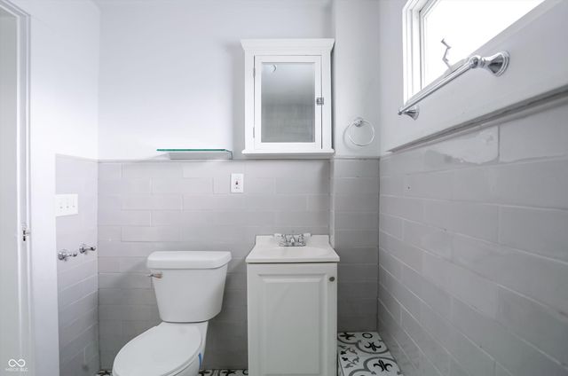 2012 Olive Street, Indianapolis, IN 46203