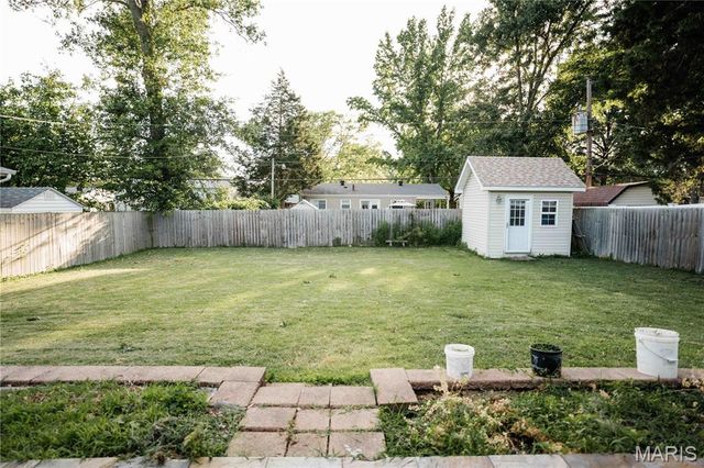 2845 Sugar Tree Lane, Maryland Heights, MO 63043