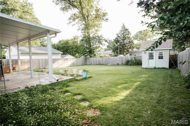 2845 Sugar Tree Lane, Maryland Heights, MO 63043