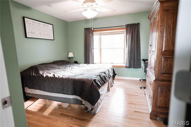 2845 Sugar Tree Lane, Maryland Heights, MO 63043