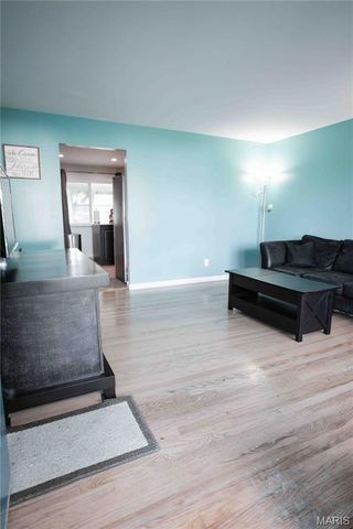 2845 Sugar Tree Lane, Maryland Heights, MO 63043