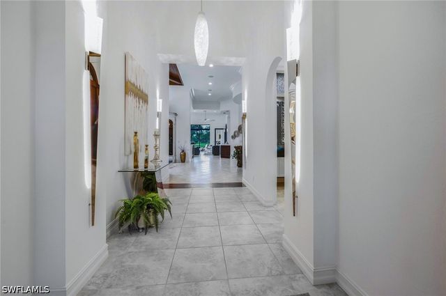 9081 Terranova DR, Naples, FL 34109