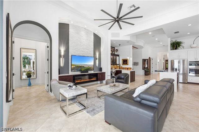 9081 Terranova DR, Naples, FL 34109