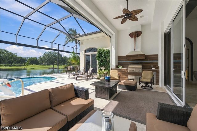 9081 Terranova DR, Naples, FL 34109