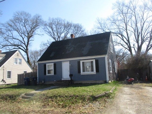 48 WESLEYAN Avenue, Warwick, RI 02886