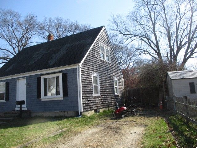 48 WESLEYAN Avenue, Warwick, RI 02886