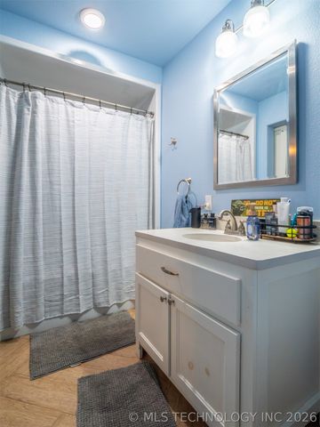 216 Peaceable Ridge, Mcalester, OK 74501