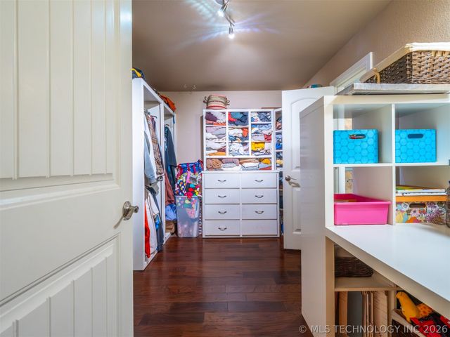 216 Peaceable Ridge, Mcalester, OK 74501