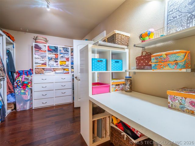 216 Peaceable Ridge, Mcalester, OK 74501