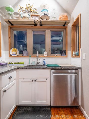 216 Peaceable Ridge, Mcalester, OK 74501