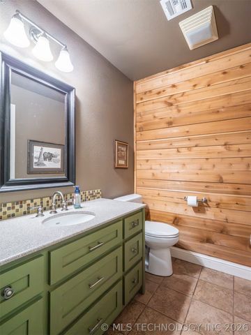 216 Peaceable Ridge, Mcalester, OK 74501