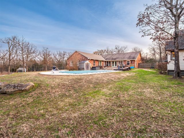 216 Peaceable Ridge, Mcalester, OK 74501