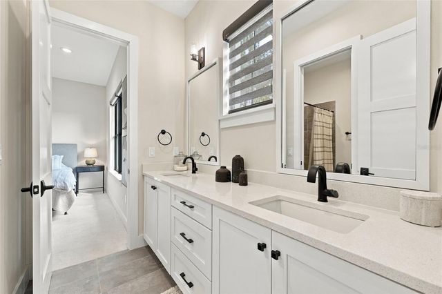 15210 E OAKLAND AVENUE, Winter Garden, FL 34787