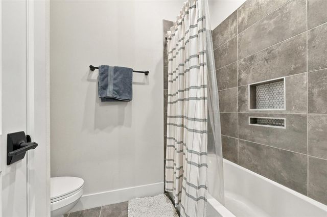 15210 E OAKLAND AVENUE, Winter Garden, FL 34787