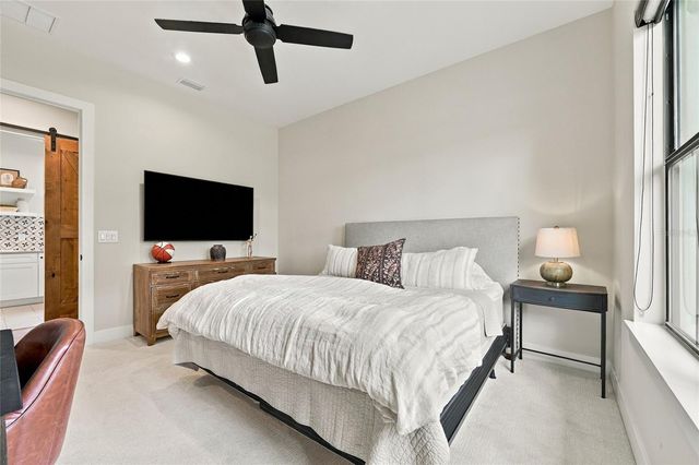 15210 E OAKLAND AVENUE, Winter Garden, FL 34787