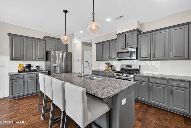 363 Hanover Lakes Drive, Wilmington, NC 28401