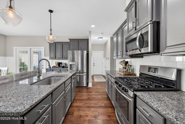 363 Hanover Lakes Drive, Wilmington, NC 28401