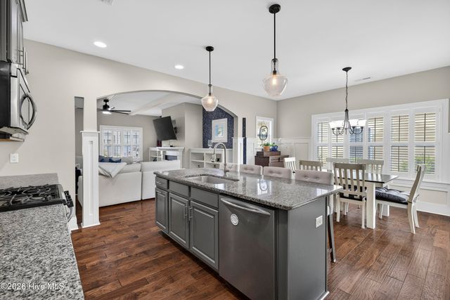 363 Hanover Lakes Drive, Wilmington, NC 28401