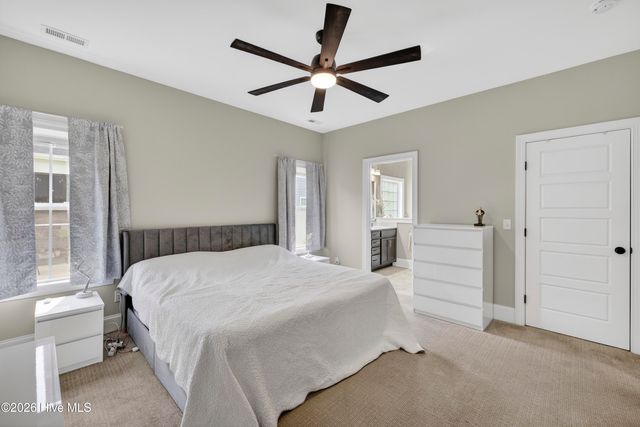 363 Hanover Lakes Drive, Wilmington, NC 28401