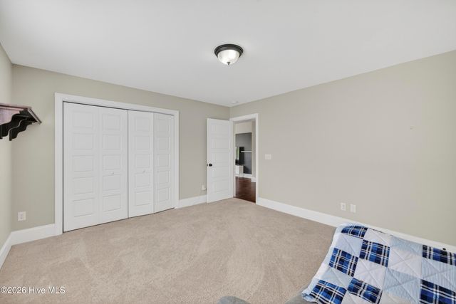 363 Hanover Lakes Drive, Wilmington, NC 28401