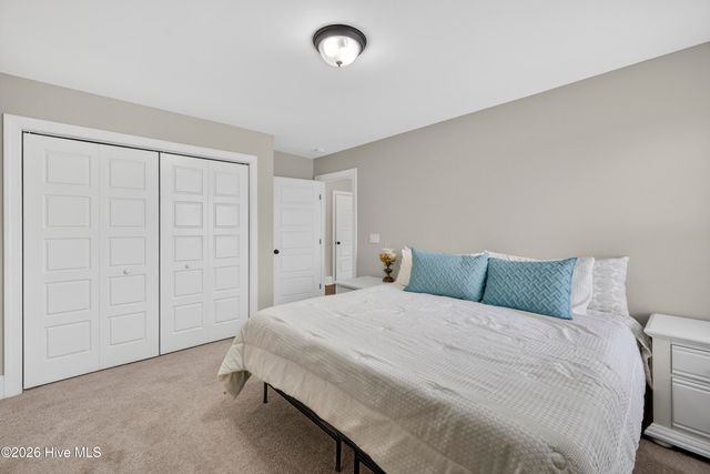 363 Hanover Lakes Drive, Wilmington, NC 28401
