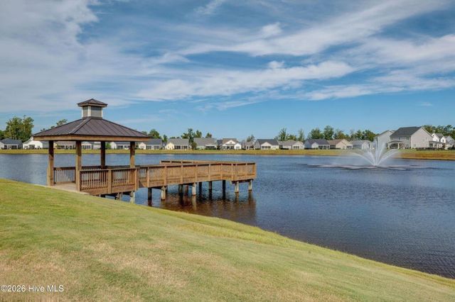 363 Hanover Lakes Drive, Wilmington, NC 28401