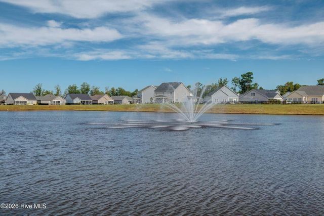 363 Hanover Lakes Drive, Wilmington, NC 28401