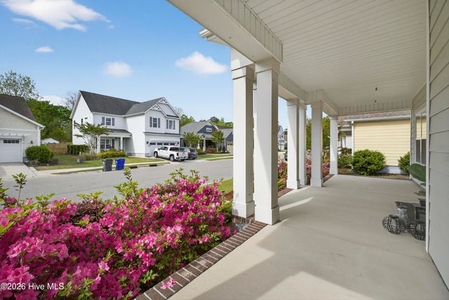 363 Hanover Lakes Drive, Wilmington, NC 28401