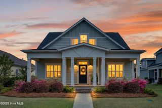 363 Hanover Lakes Drive, Wilmington, NC 28401