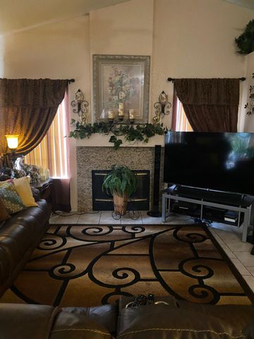 5819 Thoroughbred Dr, Riverbank, CA 95367