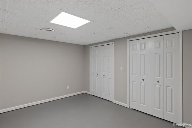 8732 Elizabeth Lake Road, White Lake, MI 48386