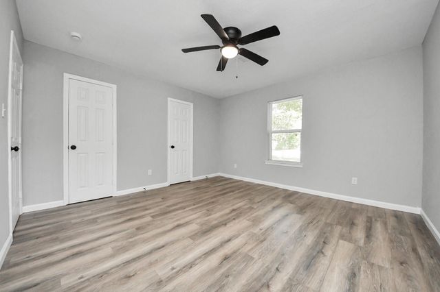 4914 Angleton Street, Houston, TX 77033