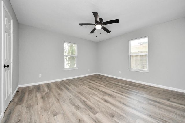 4914 Angleton Street, Houston, TX 77033